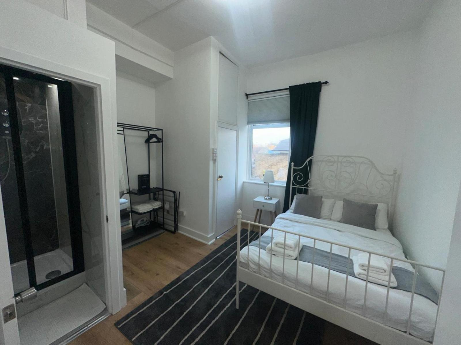 First Floor One Bed Apartment In Central West 伦敦 外观 照片