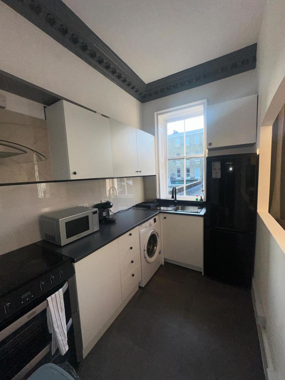 First Floor One Bed Apartment In Central West 伦敦 外观 照片