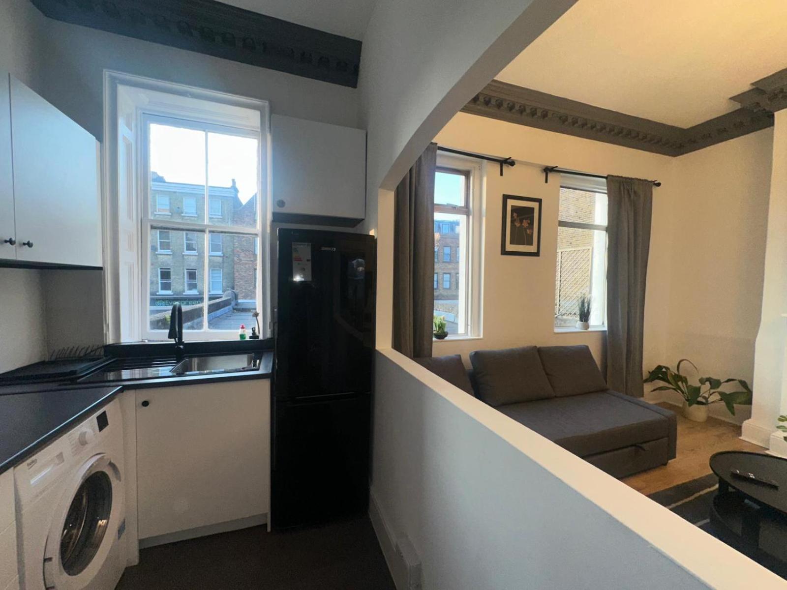 First Floor One Bed Apartment In Central West 伦敦 外观 照片
