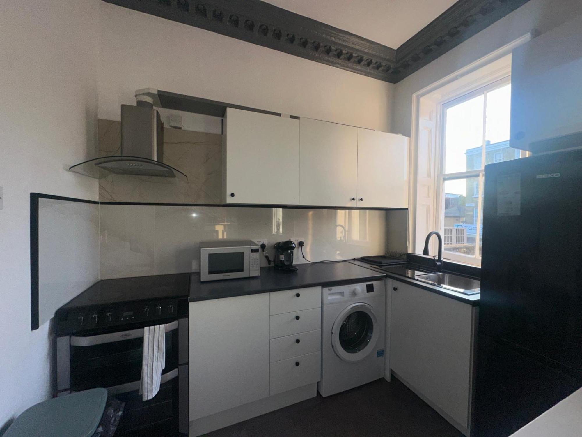 First Floor One Bed Apartment In Central West 伦敦 外观 照片