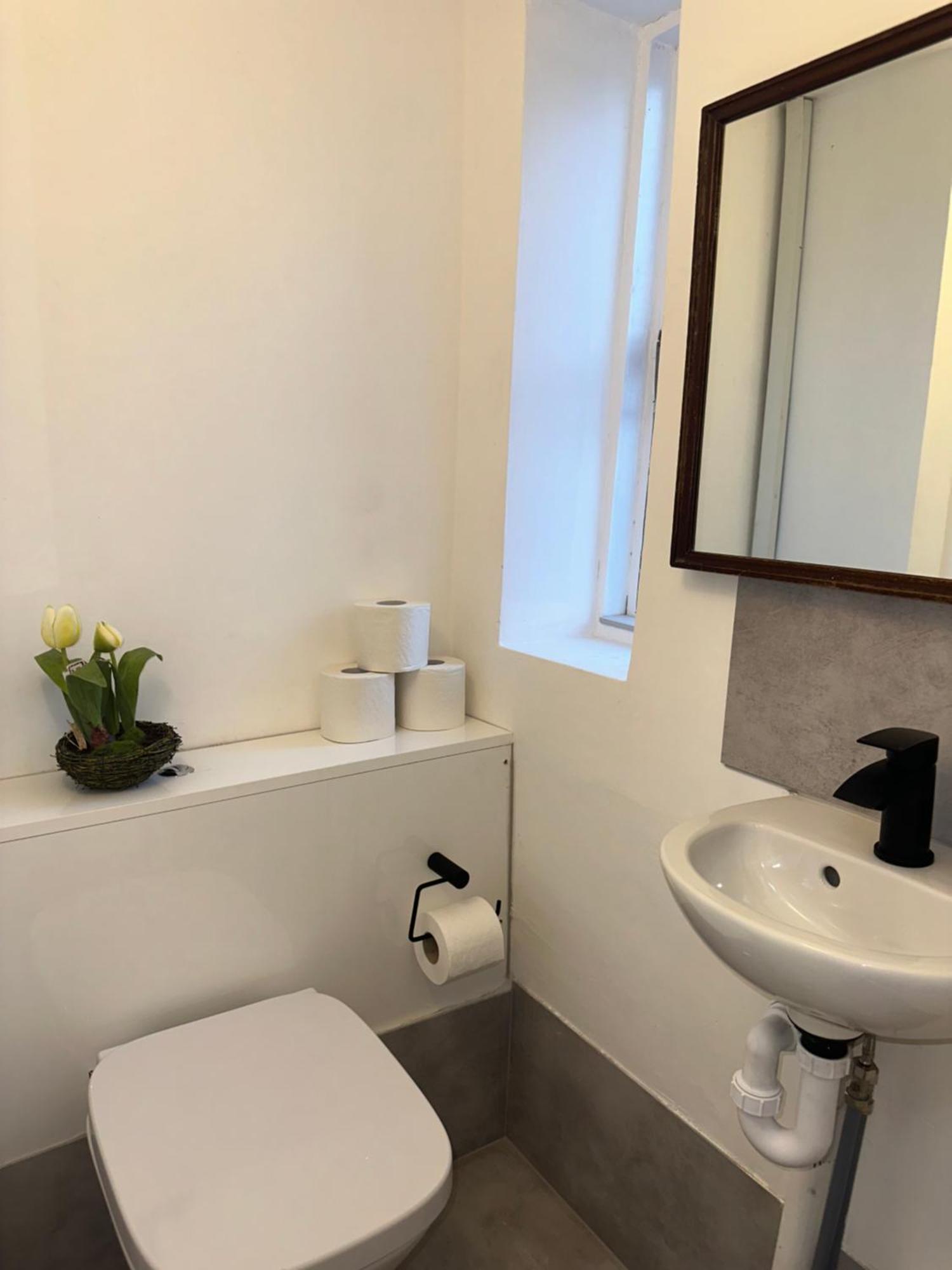 First Floor One Bed Apartment In Central West 伦敦 外观 照片